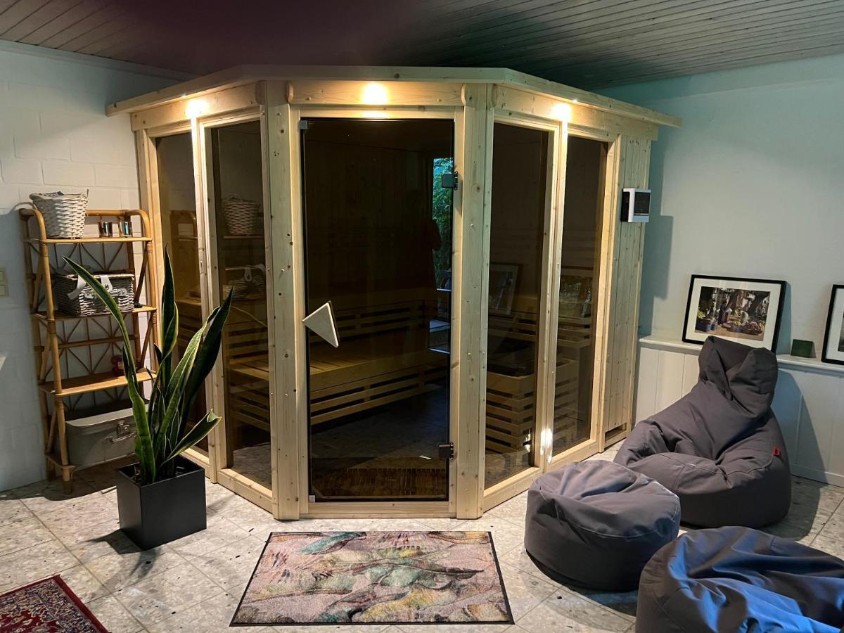 Aussergewoehnliches Haus Mit Sauna, Kamin Und Garten Wilhelmshaven Kültér fotó